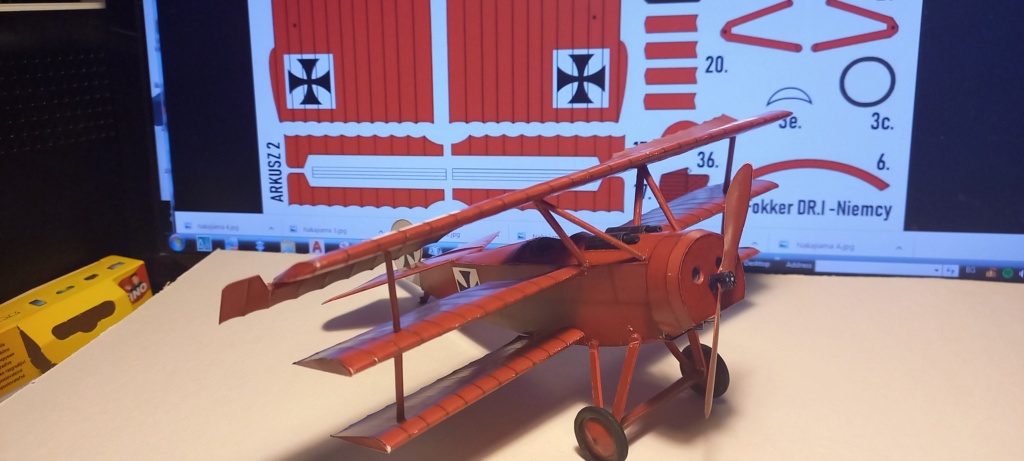 Fokker Dr.I,   freies Modell. 20240120