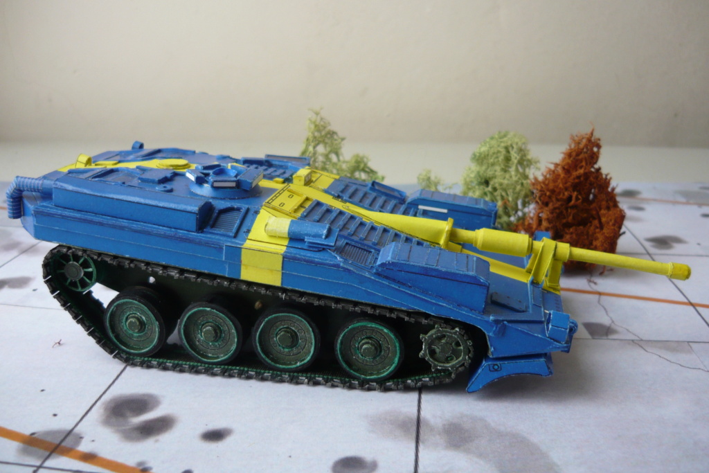 Stridsvagn Strv 103C - Maßstab 1:48, entworfen von Lachezar P1070422