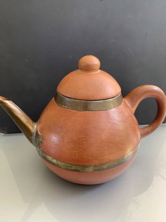 Teapot: Yixing, chaozhou, other? Img_5212