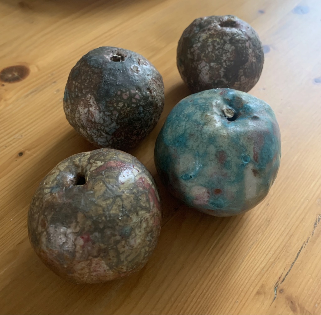 Ceramic raku apples? Img_5910