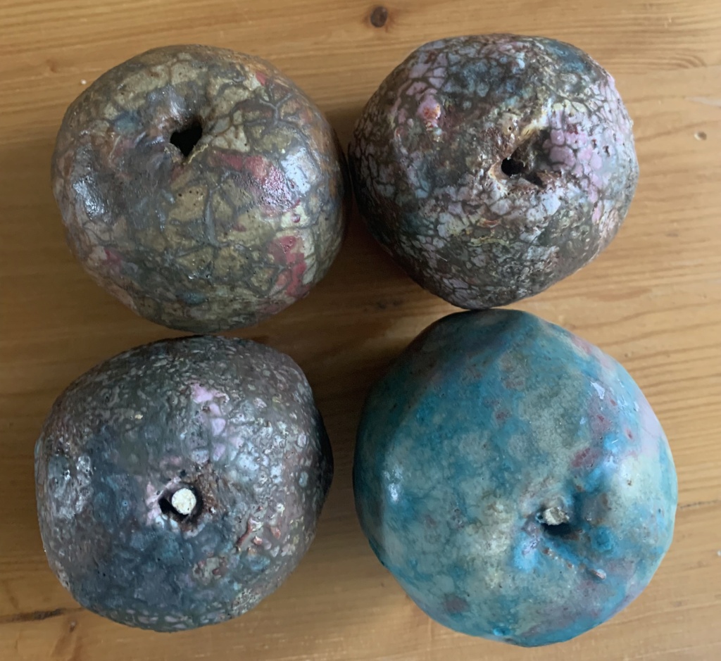 Ceramic raku apples? Img_5911