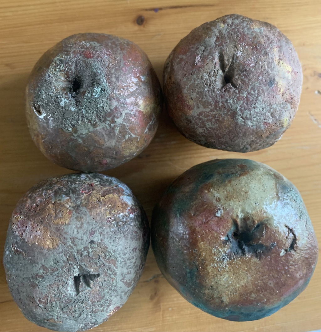 Ceramic raku apples? Img_5912