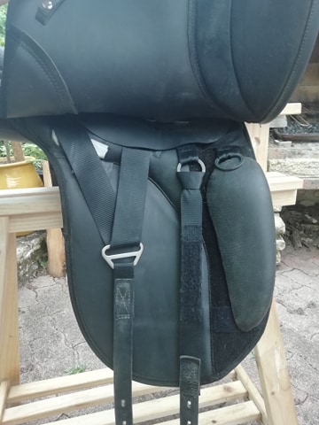 Selle Thorowgood dressage T4 - taille 17.5 - Haut Garrot 11585210