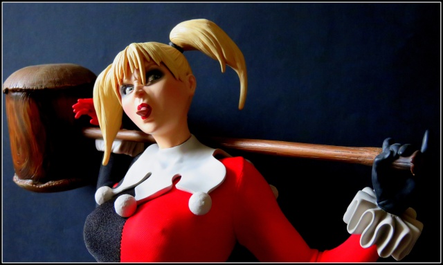 HARLEY QUINN PREMIUM FORMAT FIGURE - Page 4 Img_1127