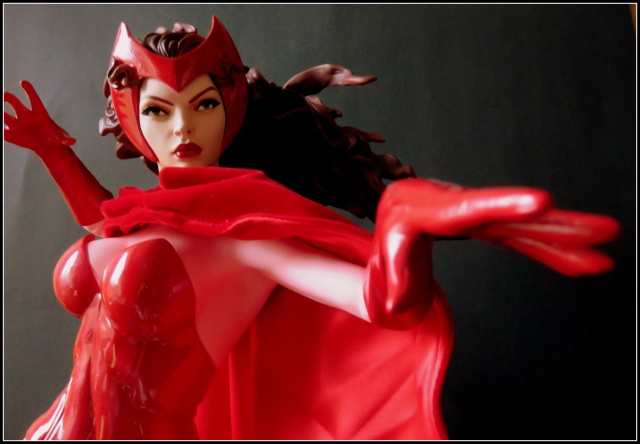SCARLET WITCH Premium format - Page 3 Img_1320