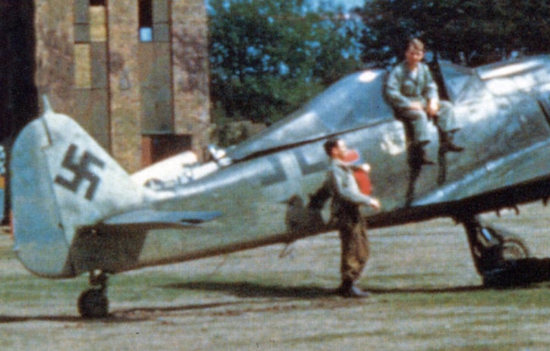 [ Concours avions allemands WWII ] - M Bf 109 E au 32 de chez Matchbox - Page 6 2014-110