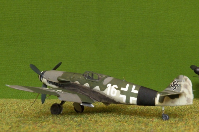 MESSERSCHMITT Bf 109 K-4 Réf 229 Bf_10913