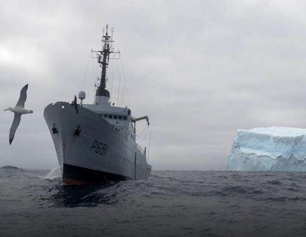 Deux marins de l'Albatros disparus en mer  Photo-10