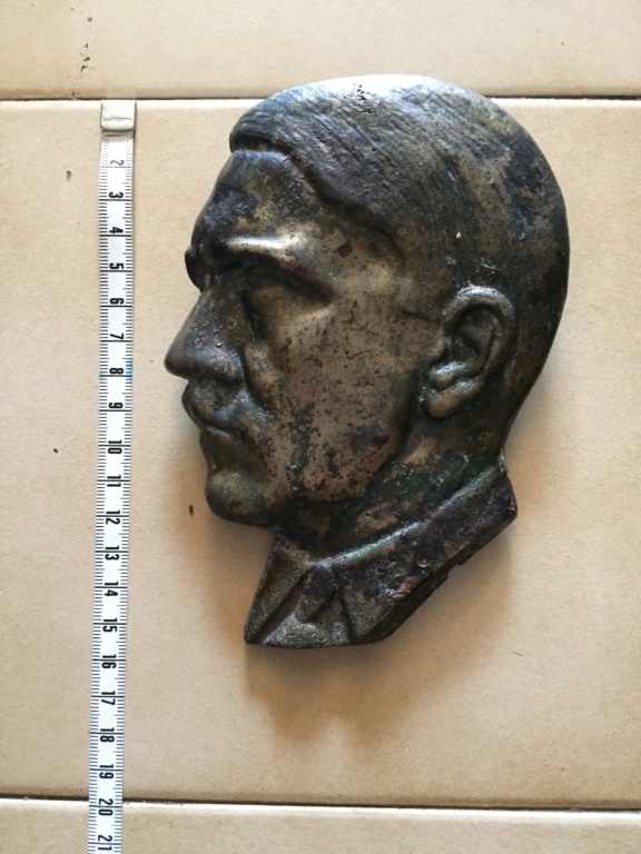 PLaque buste Adolf bronze laiton fonte ?  528db510