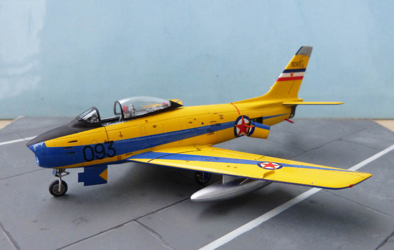 F 86 Sabre yougoslave - Airfix. Sabre_16