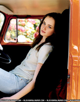 Alexis Bledel "Picture" - Page 3 Amber-10