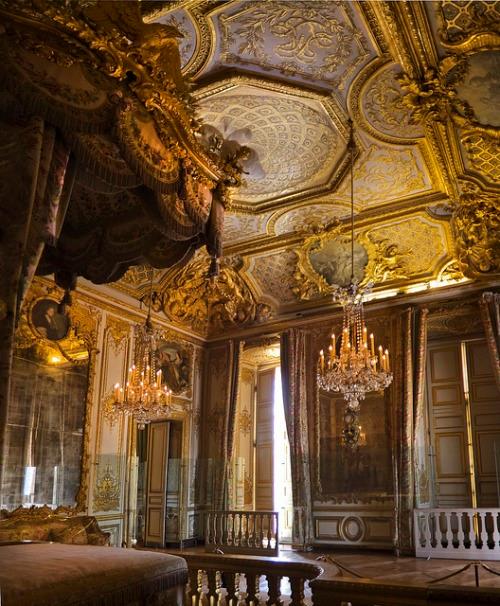 chambre - La chambre de la Reine à Versailles - Page 2 10492010