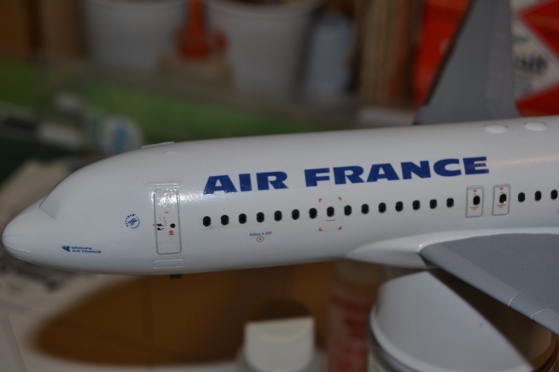 AIRBUS A 320-211 "Air France" [Heller-1/125] - Page 2 0210