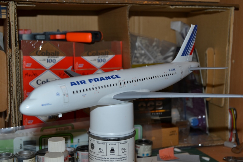 AIRBUS A 320-211 "Air France" [Heller-1/125] - Page 2 0410