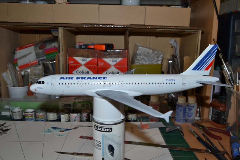 AIRBUS A 320-211 "Air France" [Heller-1/125] - Page 2 A320_010