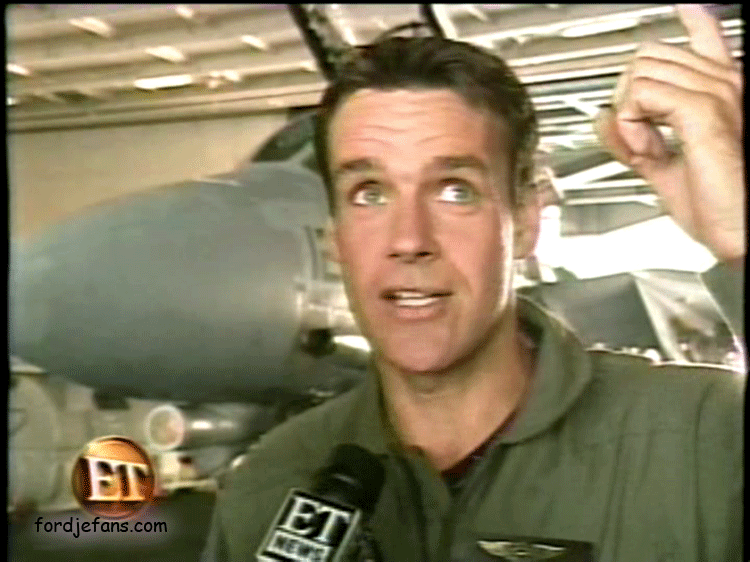 ET Interview à bord de l'USS John C. Stennis Septembre 1999 Captur10