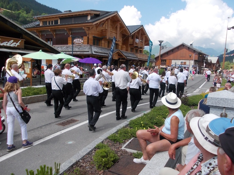 40ème FESTIVAL DES BATTERIES-FANFARES DE HAUTE-SAVOIE - 6 ET 7 JUILLET 2013 AUX GETS - Page 2 Dscn0310