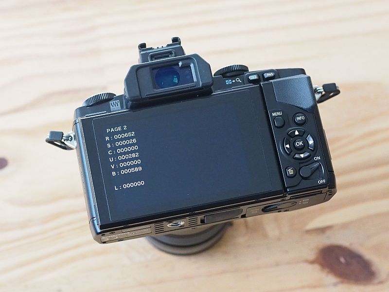 (Vends) Olympus OM-D EM-5 kit 12-50 & Grip HLD-6 410