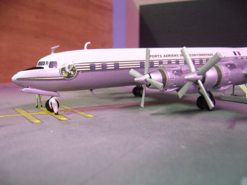 DC-7C TAI F-RSIN 1/144 compagnies aériennes françaises d'hier et d'aujourd'hui pn55 P1080511