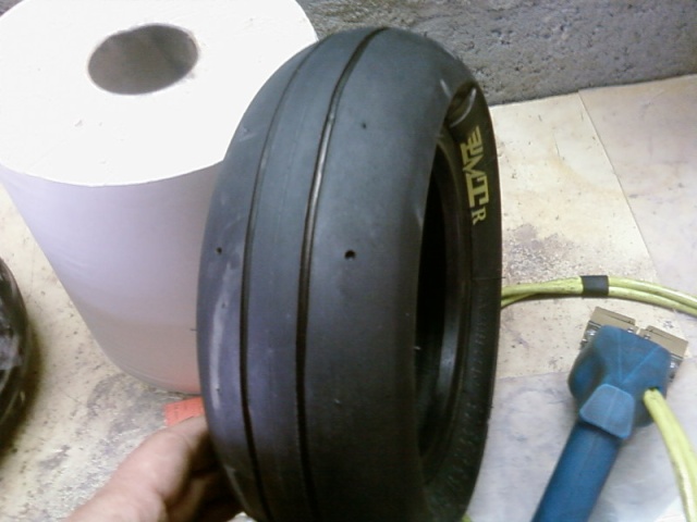 retaillage pneu slick Sp_a0154