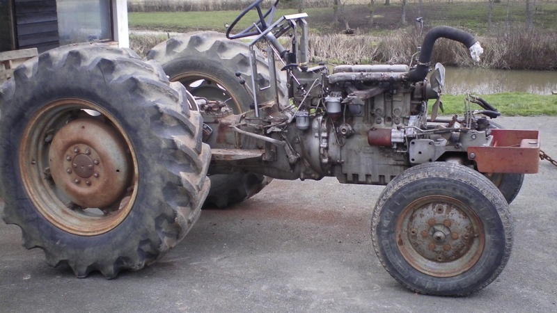 Massey Ferguson 165 mark III - Page 3 4710