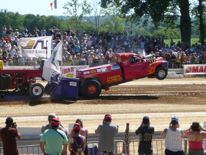 Tractor  Pulling - Page 3 37827_13