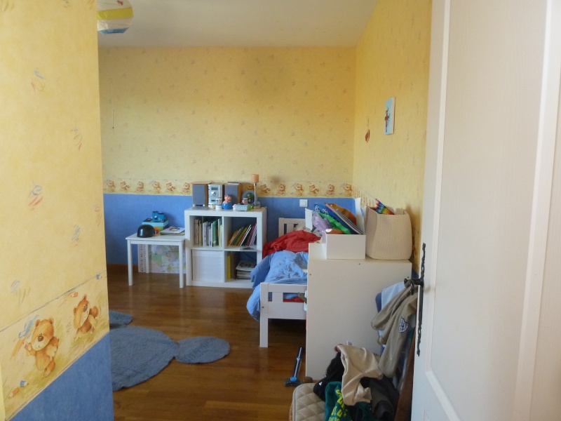 Chambre de mon fils - 4 ans - mer, baleine, dauphins... P1080226