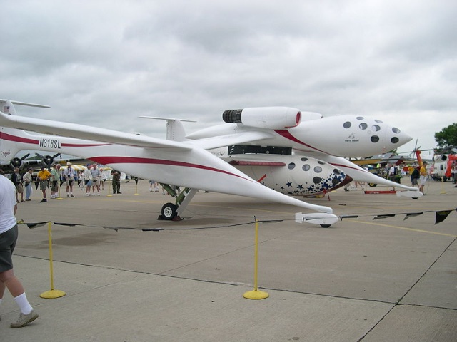 SpaceShipTwo / White Knight 2 - Page 10 800px-10