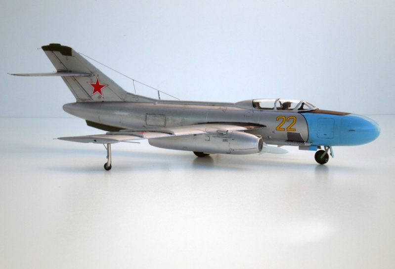 YAK-25 .Amodel Yak25-69