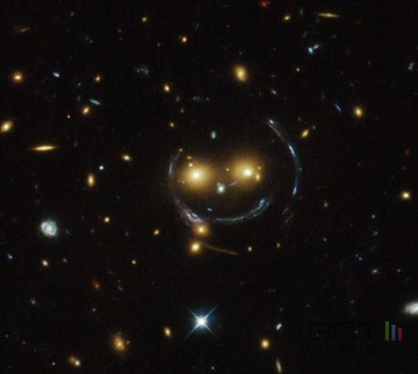 un smiley dans la galaxie Sds-j110