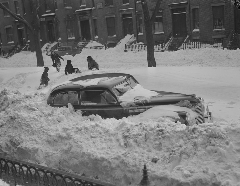 Vieille voiture sous la neige. - Page 10 Boston10