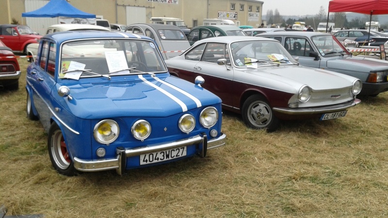 RASSEMBLEMENT DE VEHICULES ANCIENS TOUTES MARQUES 20150139