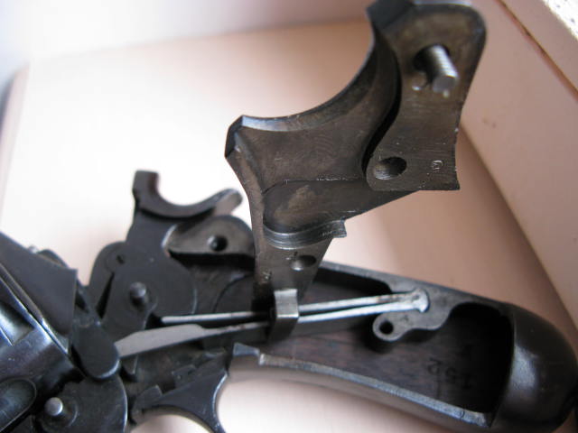 revolver Glisenti Bodéo Mle 1889 = un 1873 low-cost ?  Img_0416