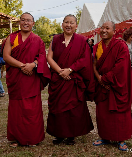 Jetsun Khandro Rinpoché à Nyima Dzong - Page 2 54328210