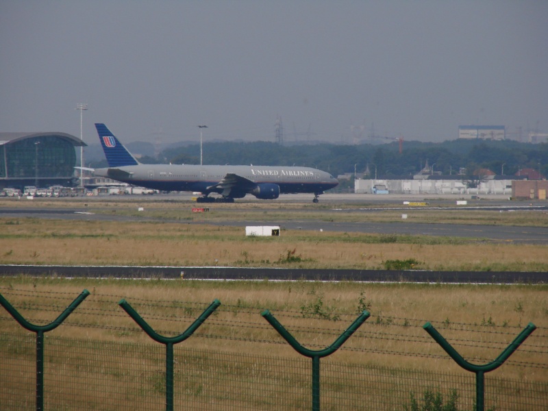 Bruxelles - Zaventem (BRU / EBBR) Dsc05410