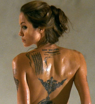 Angelina Jolie byle deiti 2110