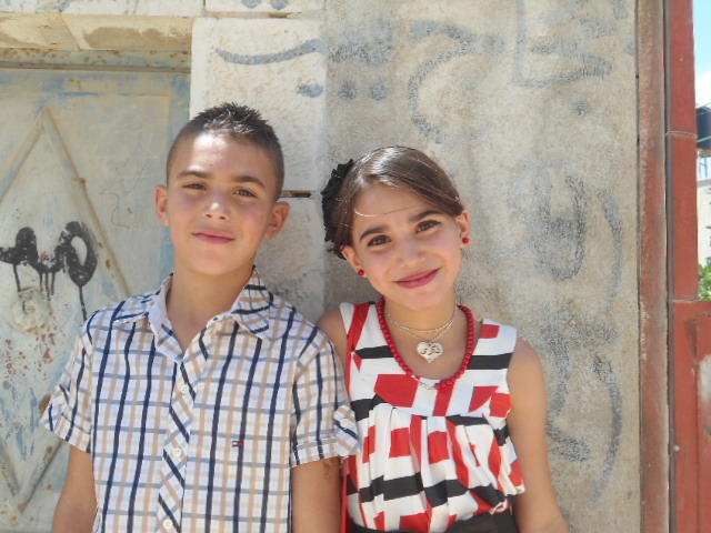 أطفال القرية في عيد الفطر  Ouuoo200