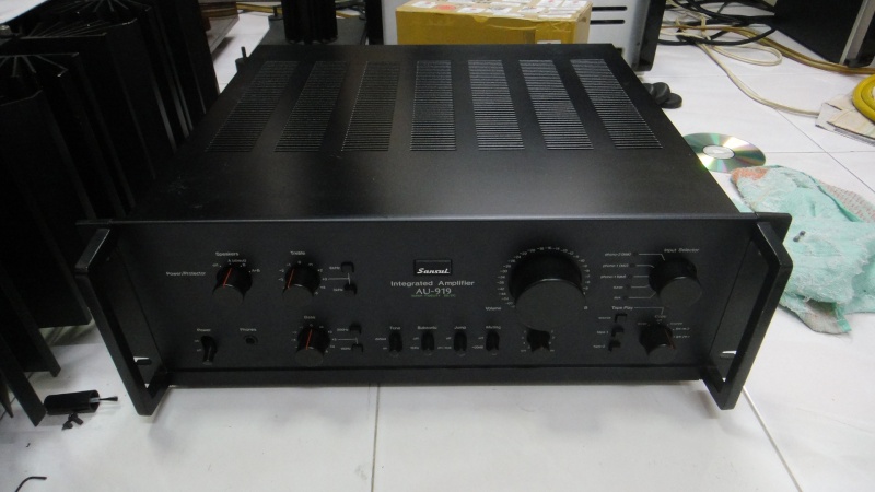 Sansui AU 919 integrated amplifier (Used)SOLD Dsc02517
