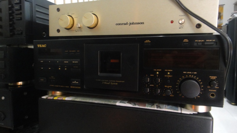 Teac V-5000 stereo cassette deck (Used)SOLD Dsc04710