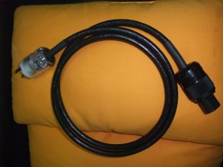 Belden Power Cable Model 19364 With US Wattgate Plug (SOLD) Dscf2613