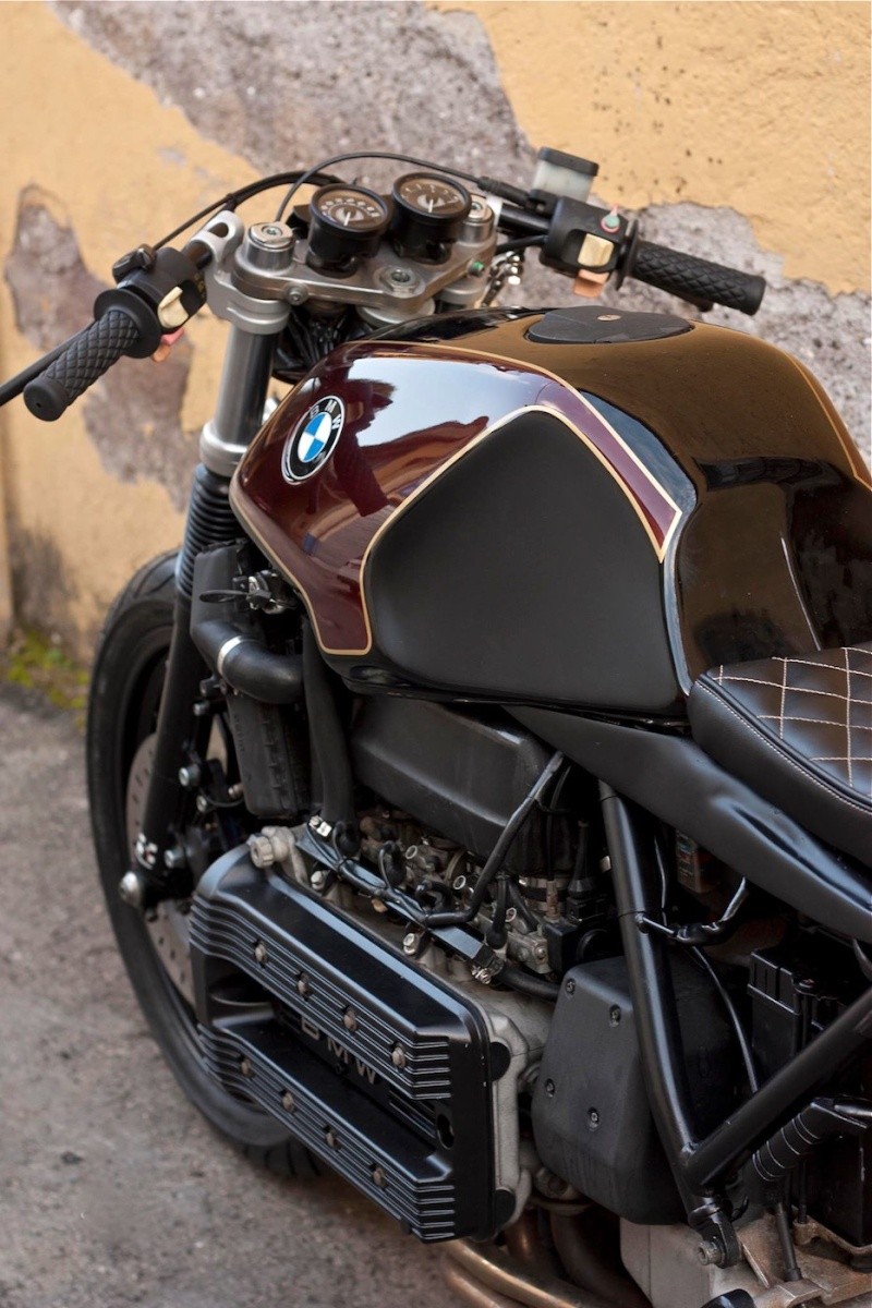 C'est ici qu'on met les bien molles....BMW Café Racer - Page 34 Ct0310