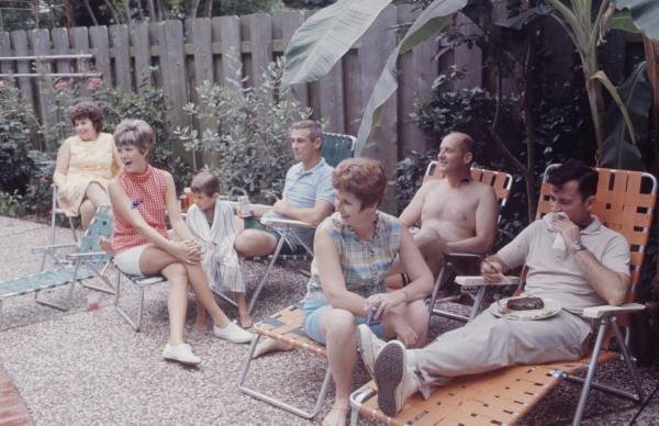 Photos rares et/ou originales, de préférence inédites sur le forum - Page 13 A10_ho11