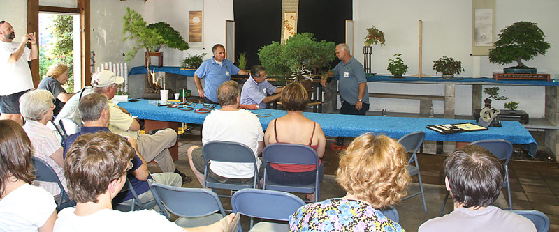 SUISEKI EXHIBIT AND INTERNATIONAL BONSAI OPEN HOUSE 2011-d10