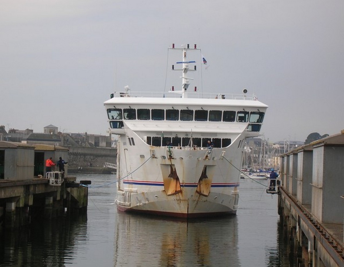 LE PORT DE CONCARNEAU - Volume 002 - Page 34 11414
