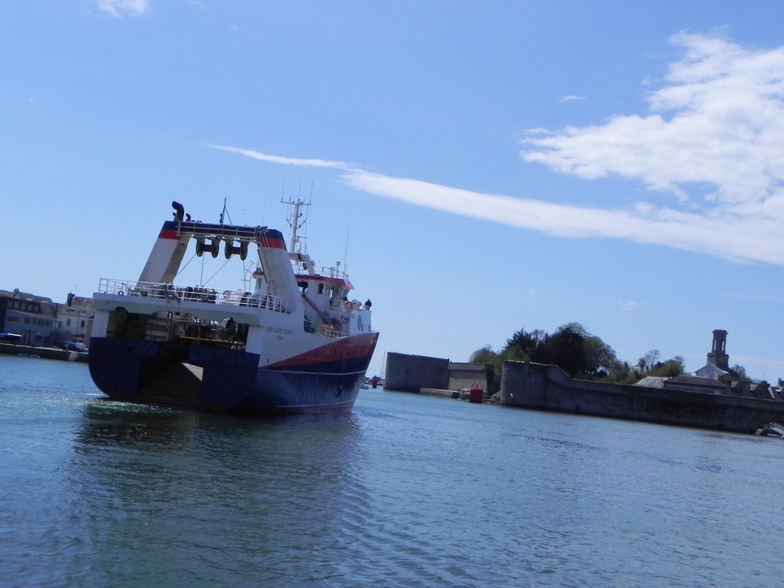 port - [Vie des ports] LE PORT DE CONCARNEAU - Volume 005 360