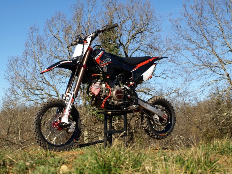 [Hybride] Klxr 155cc Supermoto Repsol  - Page 2 P3070211