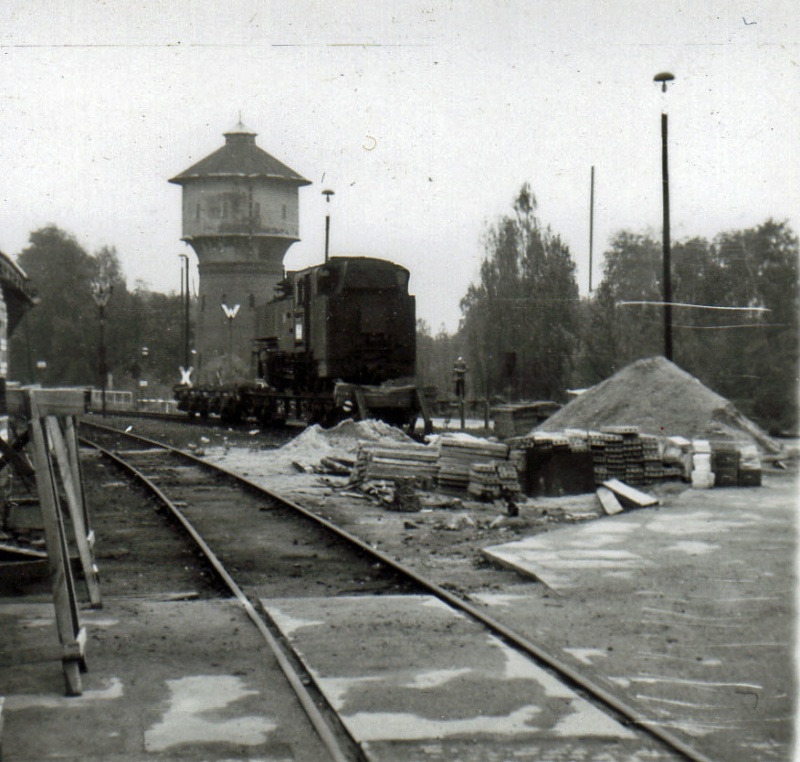 sächsische Schmalspurbahn - 750mm-Schmalspurlokomotiven - Seite 2 Ddr03710