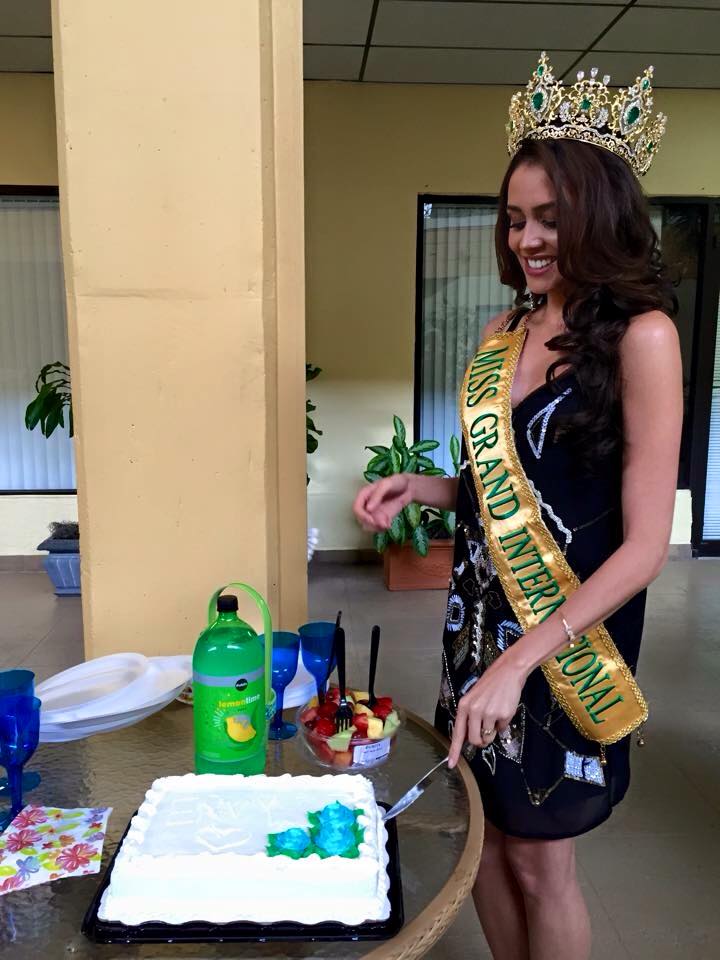  *Miss Grand International 2014- Official Thread- Daryanne Lees- Cuba* - Page 5 11037710