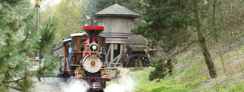 Photos publiées sur Facebook par Disneyland® Paris - Page 7 10845810