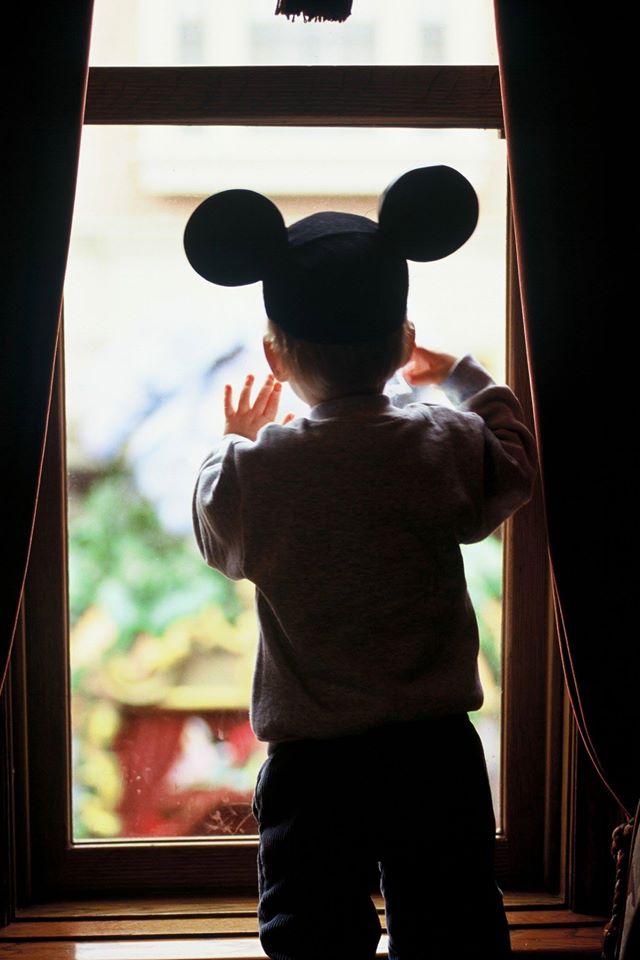 Photos publiées sur Facebook par Disneyland® Paris - Page 7 10900110